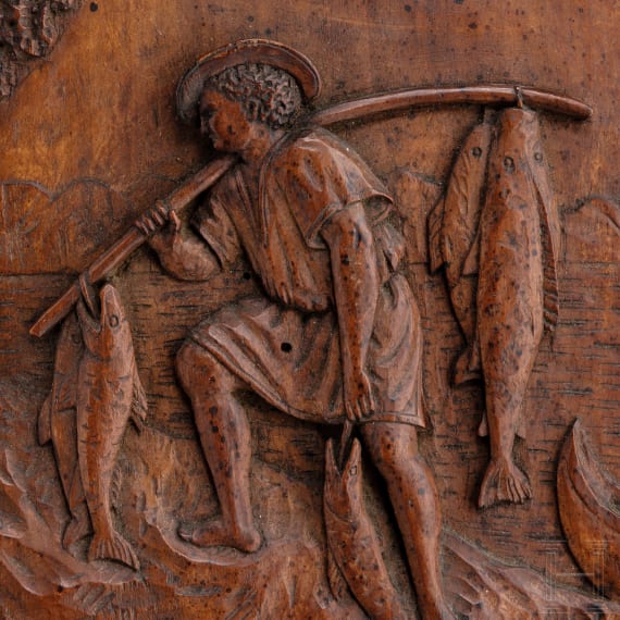 Geschnitztes Relief eines Fischers mit seinem Fang, deutsch, Ende 18. Jhdt.