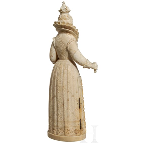 Elfenbein-Triptychon in Form von Queen Mary von Schottland, Dieppe, 2. H&auml;lfte 19. Jhdt.