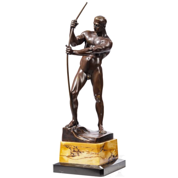 H. Riese - Bronzefigur eines Bogenspanners, 20. Jhdt.