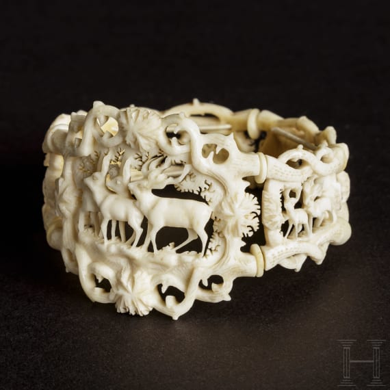 Jagdliches Elfenbein-Armband mit Mikroschnitzerei, Erbach, Umkreis Ernst Kehrer, um 1840/50