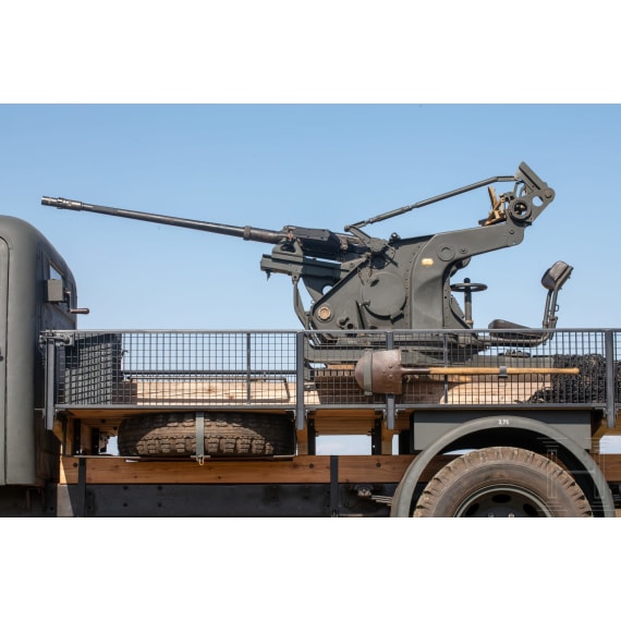 Selbstfahrlafette auf Basis des Mercedes-Benz L 3000 S mit 2 cm Flak 30, Baujahr 1939