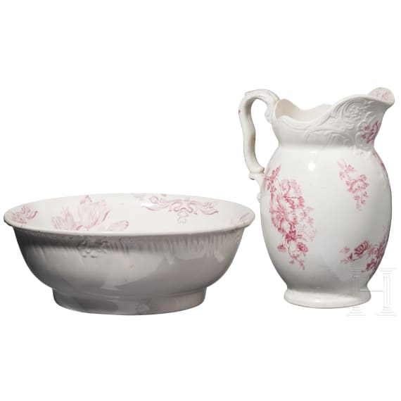 Zwei Waschtischgarnituren Villeroy & Boch bzw. Imperial Bonn