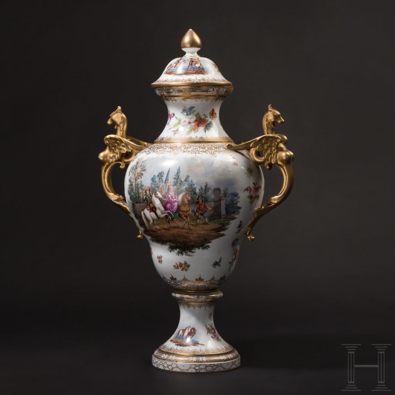 Gro&szlig;e Deckelvase, deutsch, 20. Jhdt.