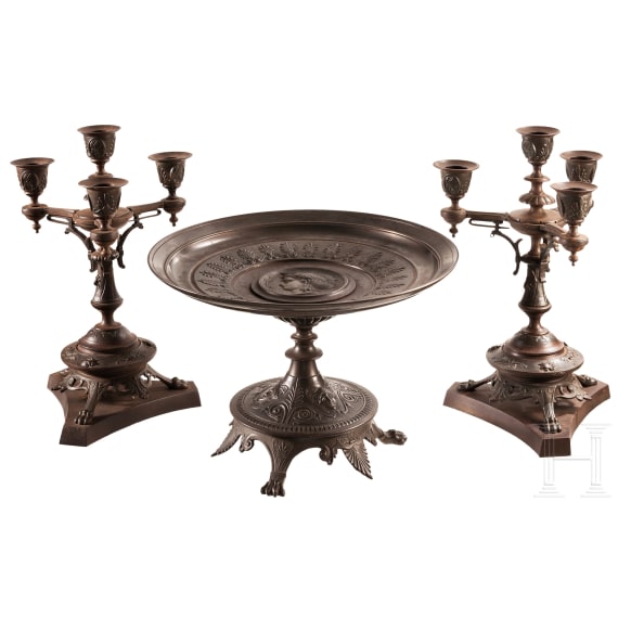 Dreiteiliges Tischset aus Eisenguss, Gie&szlig;erei Offenbach, um 1840/50