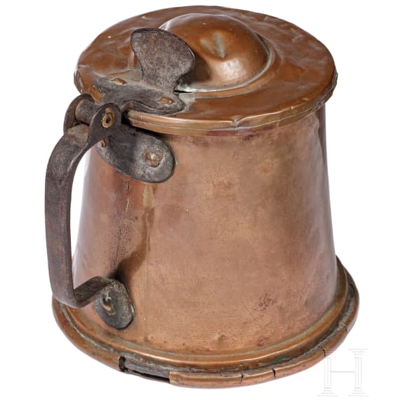 Zwei Altarvasen, Weihrauchschiffchen und Kupferkrug, s&uuml;ddeutsch, 18. Jhdt.