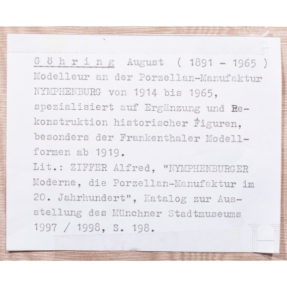 Klassizistischer Rahmen mit Porzellan-Maskarons, Entwurf August G&ouml;hrings (1891 - 1965), Nymphenburg, 20. Jhdt.