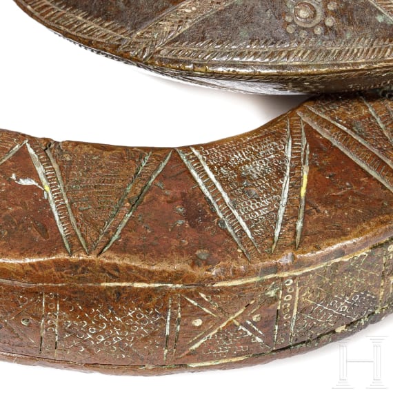 Zwei Kupferarmreifen, sog. "Manillen", Nigeria