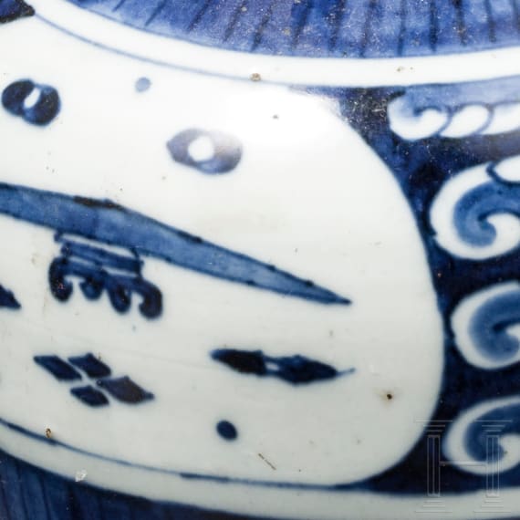 Blau-wei&szlig;e Porzellan-Teekanne, China, 18. Jhdt.