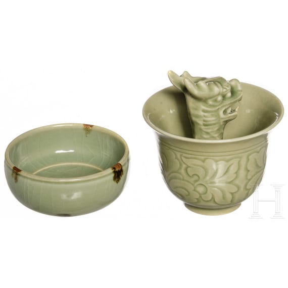 Zwei Longquan-Schalen, China, Ming-&Auml;ra bis 19.-20. Jhdt.