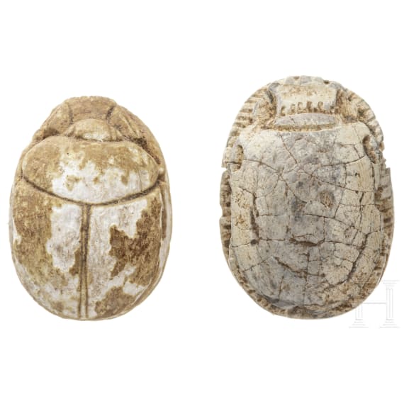 Zwei Amulettskarab&auml;en, alt&auml;gyptisch, 2. - 1. Jtsd. v. Chr.