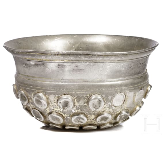 Silberschale mit Noppendekor, Vorderer Orient, fr&uuml;hach&auml;menidisch, 5. Jhdt. v. Chr.