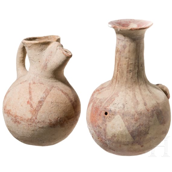 Zwei geometrisch dekorierte Gef&auml;&szlig;e, Nordwestiran, um 1000 v. Chr.