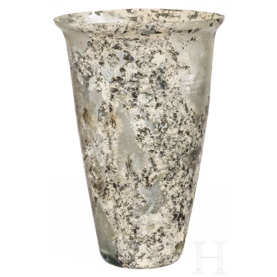 Hoher Glasbecher, Mitteleuropa, sp&auml;tr&ouml;misch-fr&auml;nkisch, 5. - 6. Jhdt.
