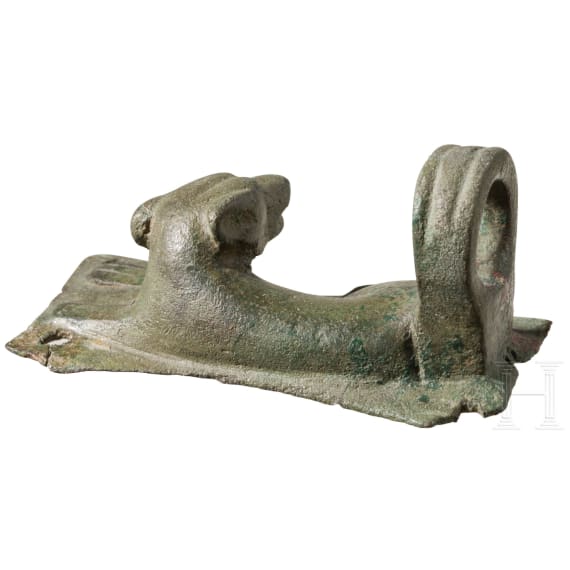 Beschlag mit liegendem Wachhund, r&ouml;misch, 2. - 3. Jhdt.