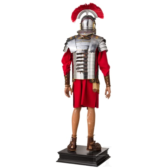 Legion&auml;rsausr&uuml;stung mit Zenturionenhelm, r&ouml;misch