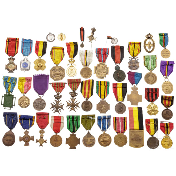 Approx. 40 awards, 19th/20th century