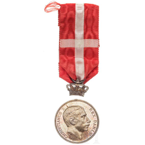 A medal of King Christian X, 1912 - 1947