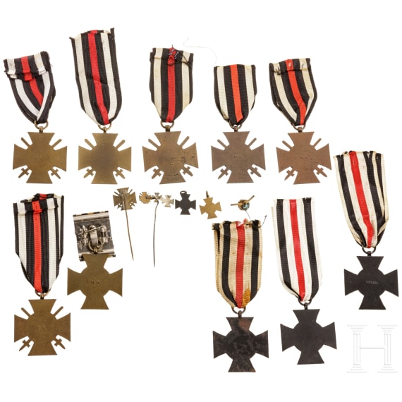 Ten Prussian honour crosses for front fighters, 1914 - 1918