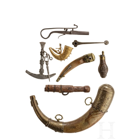 A mixed lot of firearms accessories from all over the world, 19th/20th century