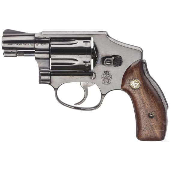 Smith & Wesson Mod. 40, "The Centennial"