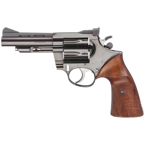 A Korth Series 26/27 "Sport", with holster