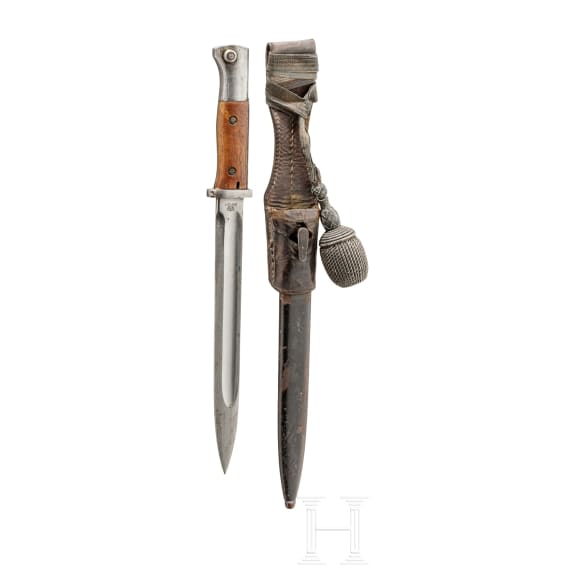 A bayonet 84/98 new pattern from 1915, with Bavarian sword knot