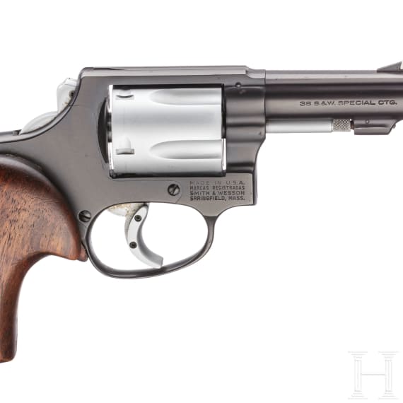 Smith & Wesson Mod. 36-1, two-tone, "The .38 Chief's Special"