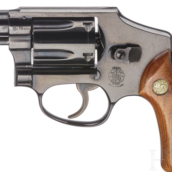 Smith & Wesson Mod. 40, "The Centennial"