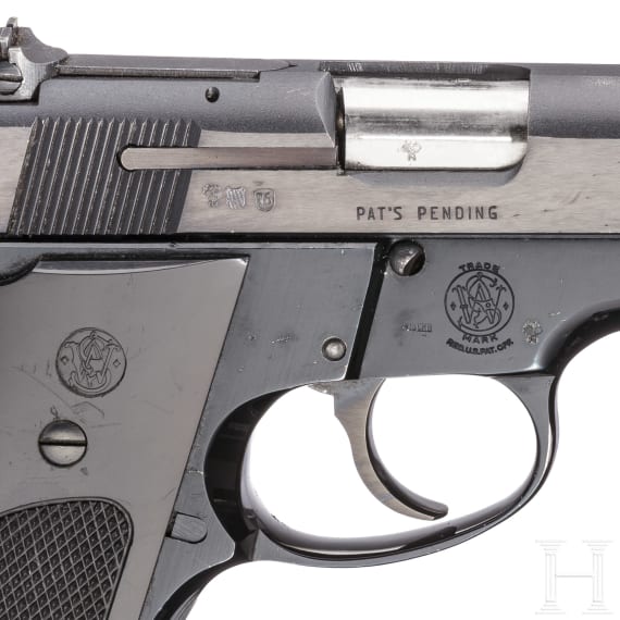Smith & Wesson Mod. 59, "14-shot Autoloading Pistol"