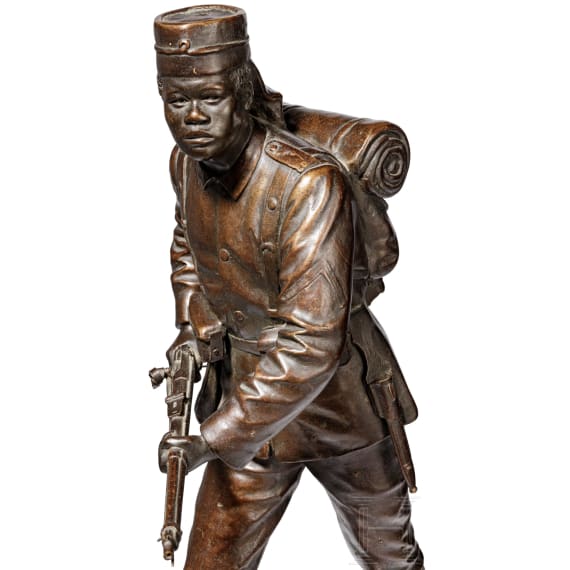 A bronze statuette of an askari as a farewell gift for Paymaster Otto Körner in German East Africa, 1892 - 1901