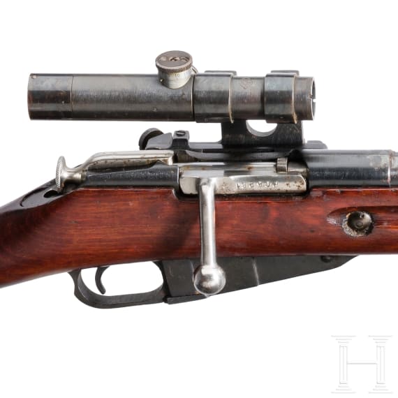 A Mosin-Nagant M 1891/30 sniper rifle, with a PU scope