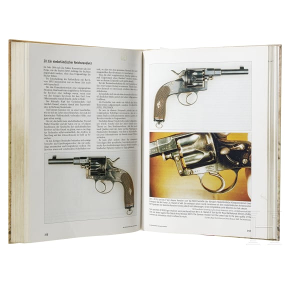 Vier B&uuml;cher zum Thema Milit&auml;rrevolver