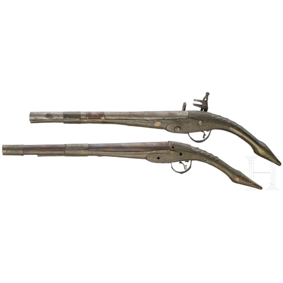 Ein Paar Miquelet-Steinschlosspistolen, sog. "Rattenschwanzpistolen", Albanien, um 1850