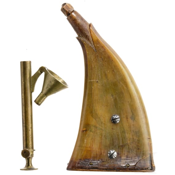Pulverflasche und Pulverma&szlig;, deutsch, 18./19. Jhdt.