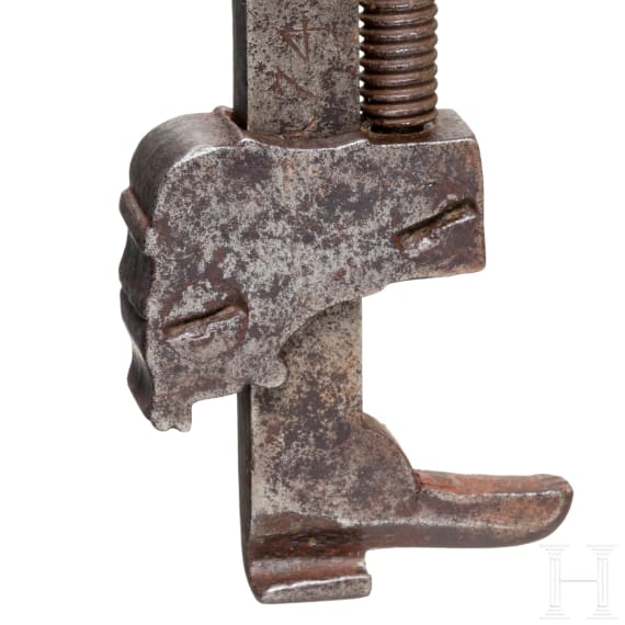 Barocker milit&auml;rischer Federspanner, deutsch, datiert 1748
