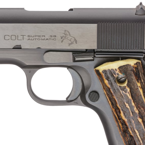 Colt Super .38 Automatic Model, mit Holster