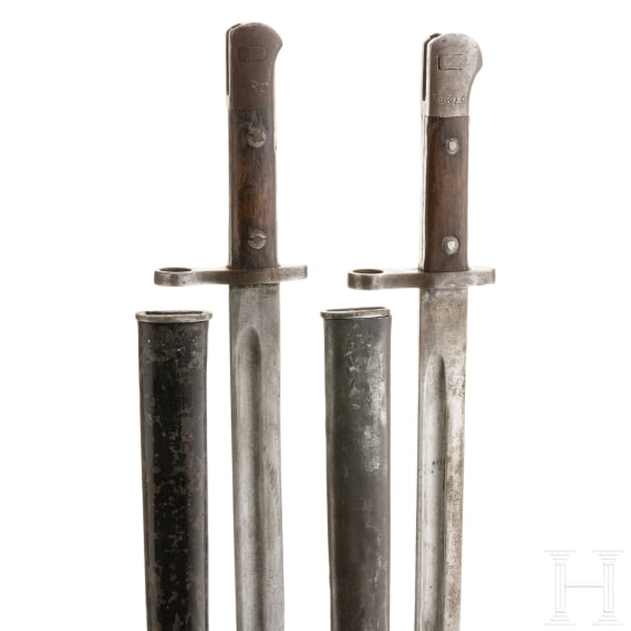 Zwei türkische Bajonette M 1935