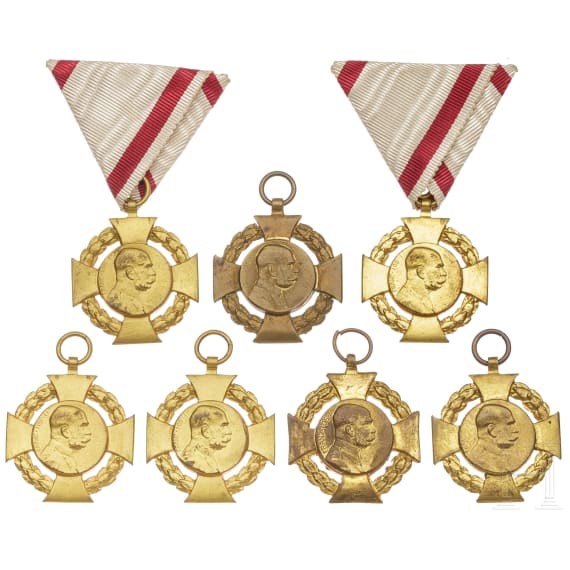 Sieben Jubiläums-Militärkreuze 1848 - 1908 und Bänder