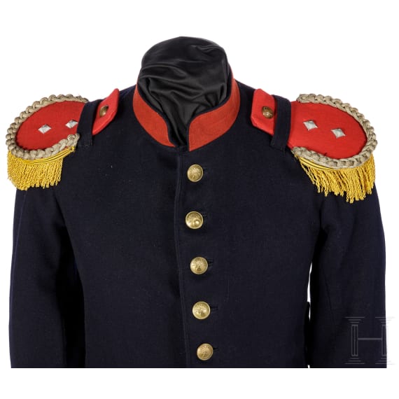 Zwei Uniformr&ouml;cke, Hose und Feldm&uuml;tze, 19./20. Jhdt.