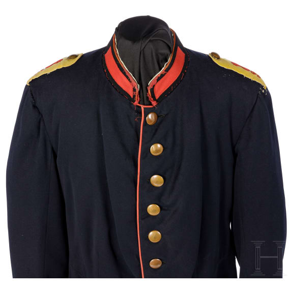 Zwei Uniformr&ouml;cke, Hose und Feldm&uuml;tze, 19./20. Jhdt.