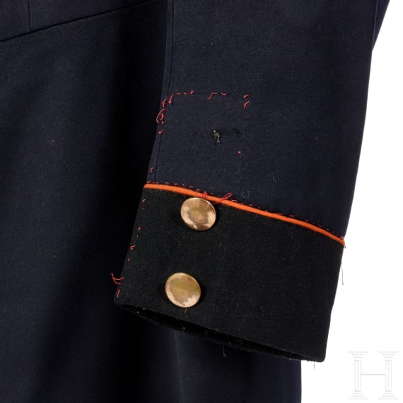 Zwei Uniformr&ouml;cke, Hose und Feldm&uuml;tze, 19./20. Jhdt.
