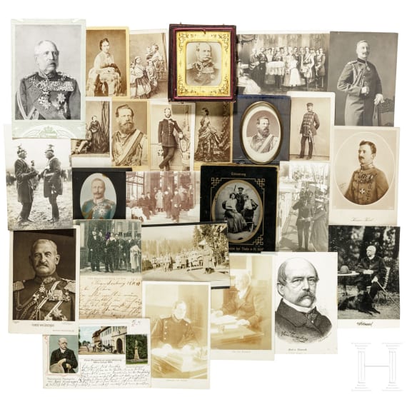 Gruppe Fotos und Postkarten aus dem preußischen Herrscherhaus sowie von...