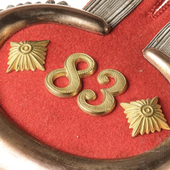 Ein Paar Epauletten f&uuml;r einen Oberst im Infanterie-Regiment Nr. 83, um 1900