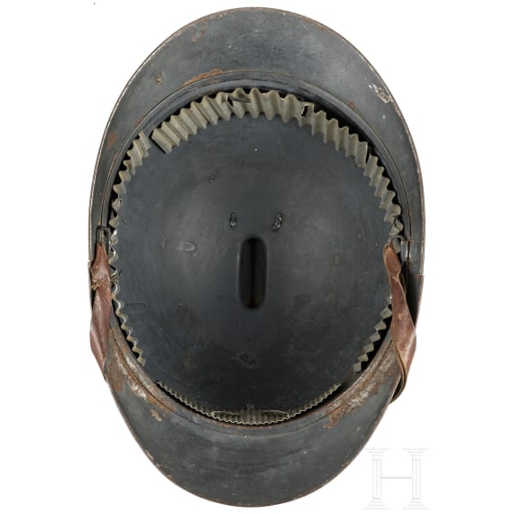 Sechs Stahlhelme M 15 (Adrian), Frankreich, um 1915 - 1918