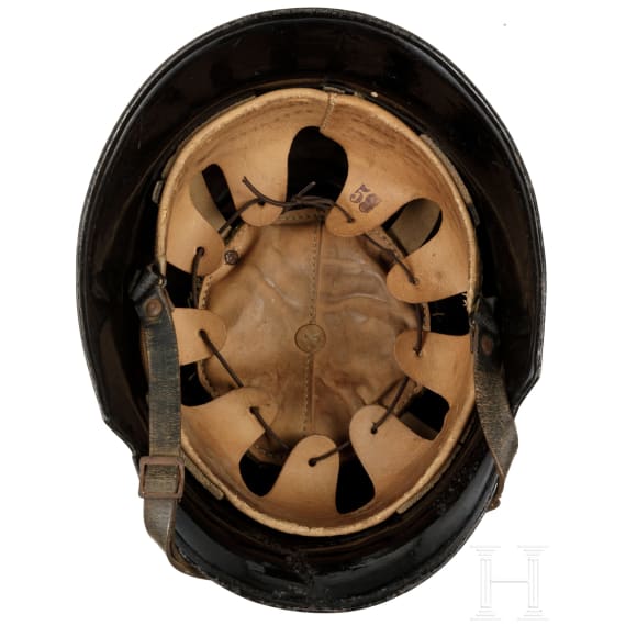 Zwei Stahlhelme, Luftschutz und Feuerwehr, deutsch, 1930er Jahre