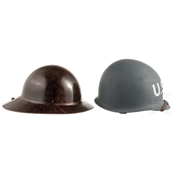 Drei Helme der US Navy