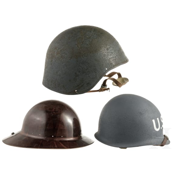 Drei Helme der US Navy