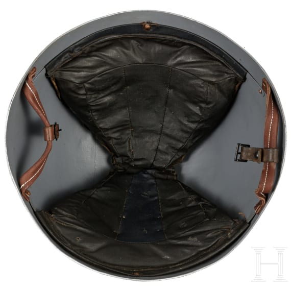 Sieben Helme von Marine/Luftwaffe, Frankreich