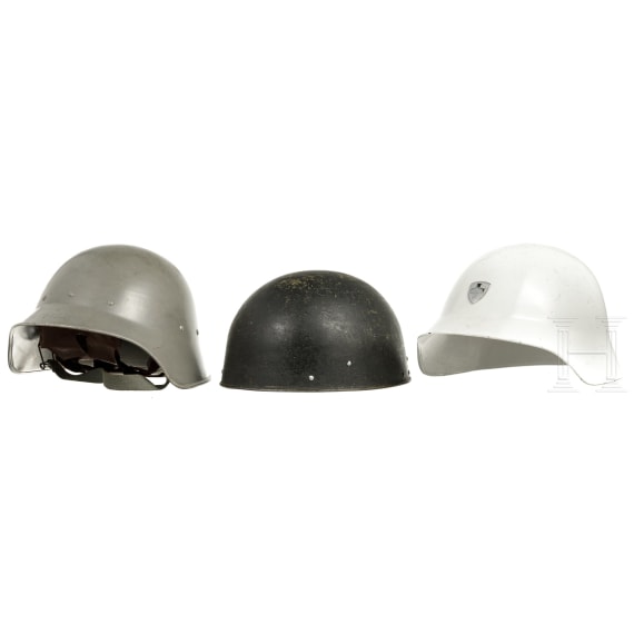 Sechs Stahlhelme, Schweiz, 1920er - 1970er Jahre