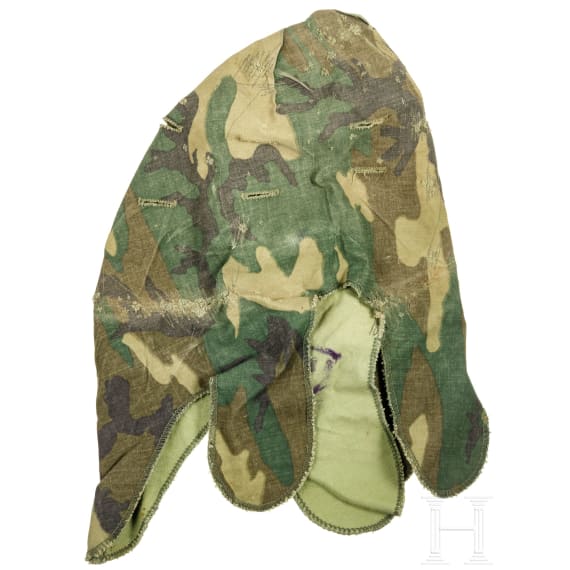 Neun milit&auml;rische Kopfbedeckungen, USA